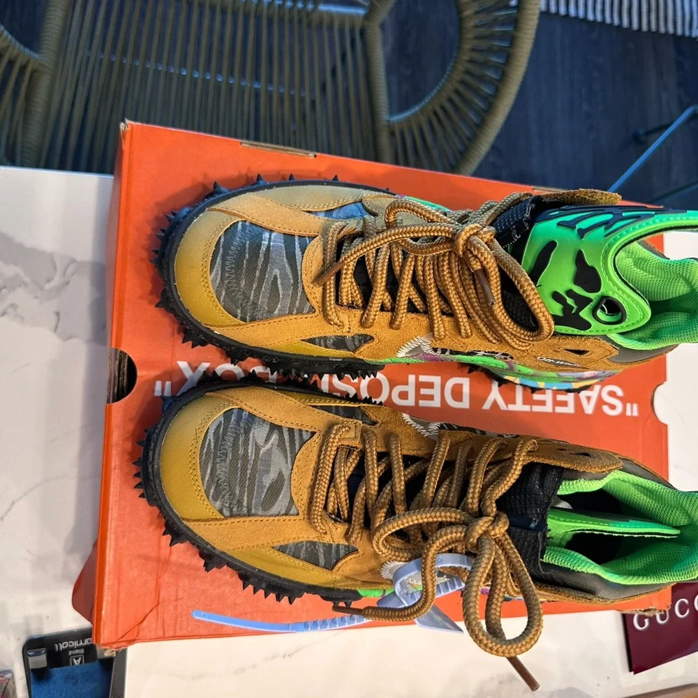 Off-White Tan and Green High-Top shoes - Picture 3 of 4